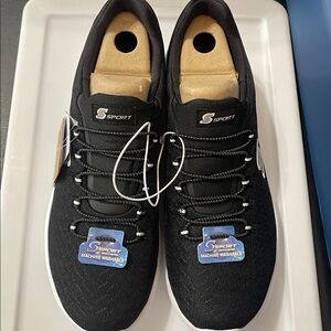 Skechers Women's Rummie 2.0 Black Slip-On Sneaker Brand New in box w tags Sz. 11